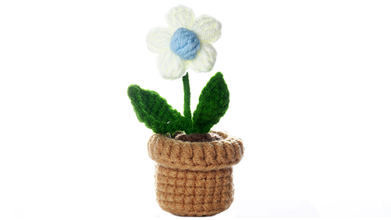 Blue flower crochet teaching video	2